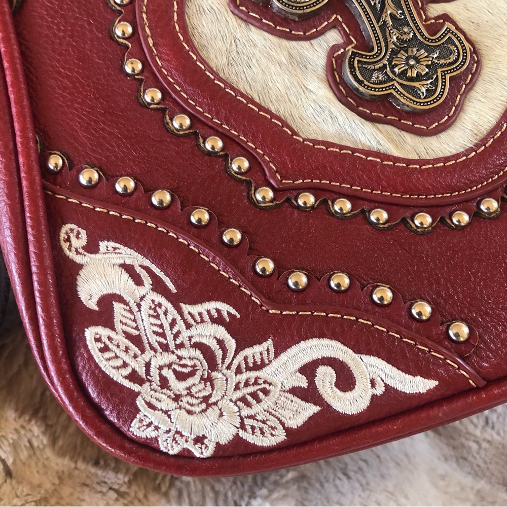 Montana West Crossbody Bag - Picture 5 of 6